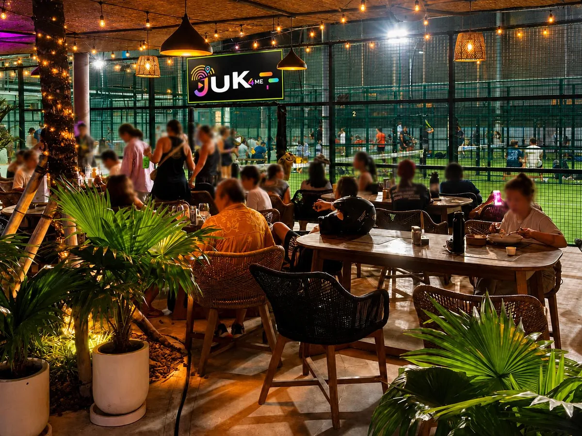 Juke4ME at a padel club